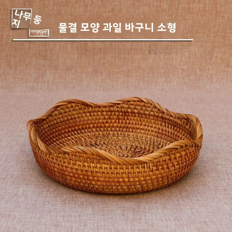 Handwoven Basket Fruit Tray Living Room Decorative Storage Box Handmade Wier Basket Tropical Fruit Serving Di