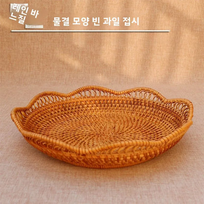 Handwoven Basket Fruit Tray Living Room Decorative Storage Box Handmade Wier Basket Tropical Fruit Serving Di